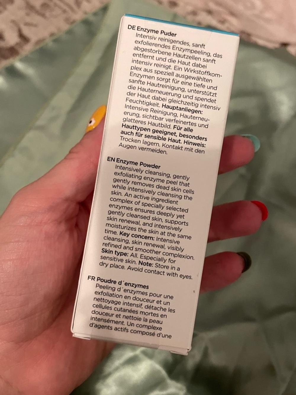 QMS Skin Perfecting Exfoliant Enzyme Powder - Picture 2 of 2